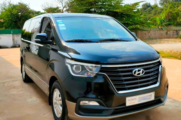 Hyundai Starex Van