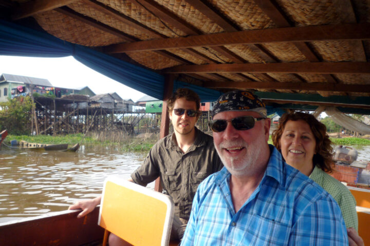 Experience the nature and local life during your relaxing motorboat ride towards Tonla Sap lake